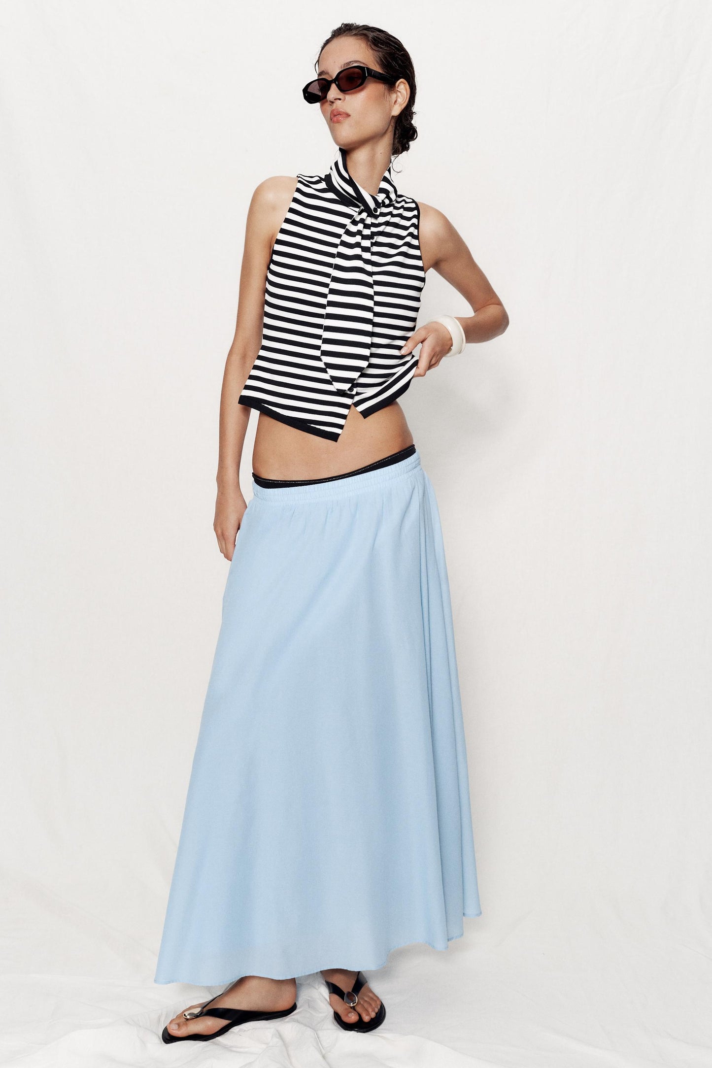 Bivorry™ - Black & White Short Top